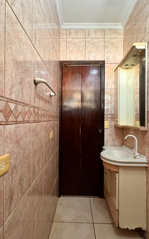 Casa para alugar com 350m², 3 quartos e 3 vagas Casa para alugar com 350m², 3 quartos e 3 vagasBanheiro 2