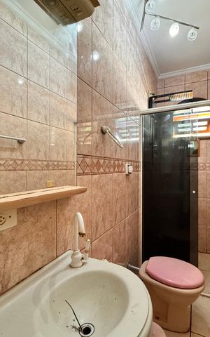 Casa para alugar com 350m², 3 quartos e 3 vagas Casa para alugar com 350m², 3 quartos e 3 vagasBanheiro 2