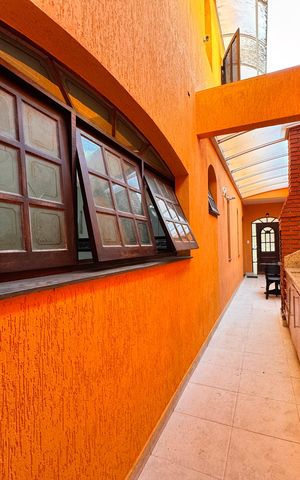 Casa para alugar com 350m², 3 quartos e 3 vagas Casa para alugar com 350m², 3 quartos e 3 vagasQuintal gourmet