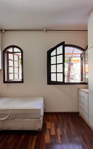 Casa para alugar com 350m², 3 quartos e 3 vagas Casa para alugar com 350m², 3 quartos e 3 vagasQuarto 1