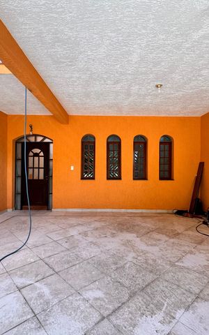 Casa para alugar com 350m², 3 quartos e 3 vagas Casa para alugar com 350m², 3 quartos e 3 vagasGaragem