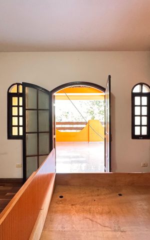 Casa para alugar com 350m², 3 quartos e 3 vagas Casa para alugar com 350m², 3 quartos e 3 vagasQuarto 2