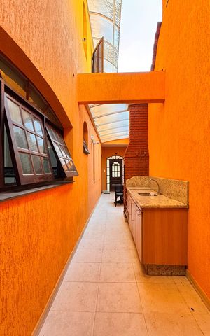 Casa para alugar com 350m², 3 quartos e 3 vagas Casa para alugar com 350m², 3 quartos e 3 vagasQuintal gourmet