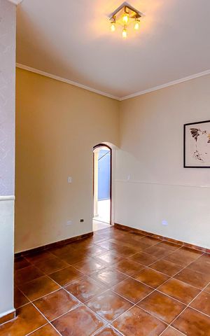 Casa à venda com 90m², 2 quartos e sem vagaSala
