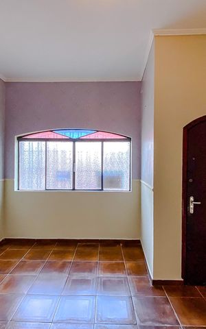 Casa à venda com 90m², 2 quartos e sem vagaSala
