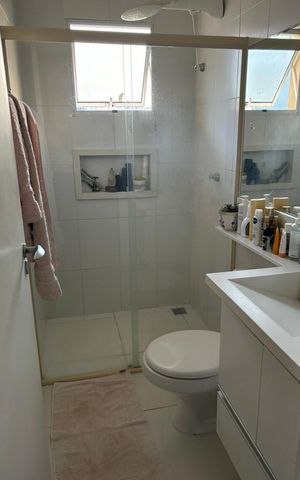 Casa de condomínio à venda com 69m², 2 quartos e 2 vagas Casa de condomínio à venda com 69m², 2 quartos e 2 vagasBanheiro