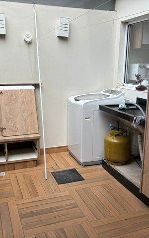 Casa de condomínio à venda com 69m², 2 quartos e 2 vagas Casa de condomínio à venda com 69m², 2 quartos e 2 vagasÁrea de Serviço