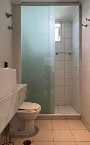 Apartamento à venda com 145m², 3 quartos e 2 vagas Apartamento à venda com 145m², 3 quartos e 2 vagasBanheiro