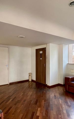 Apartamento à venda com 145m², 3 quartos e 2 vagas Apartamento à venda com 145m², 3 quartos e 2 vagasHall de entrada
