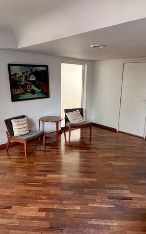Apartamento à venda com 145m², 3 quartos e 2 vagas Apartamento à venda com 145m², 3 quartos e 2 vagasHall de entrada