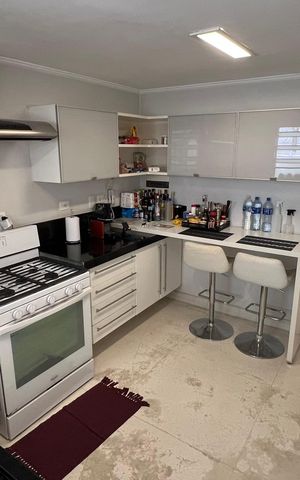 Apartamento à venda com 145m², 3 quartos e 2 vagas Apartamento à venda com 145m², 3 quartos e 2 vagasCozinha