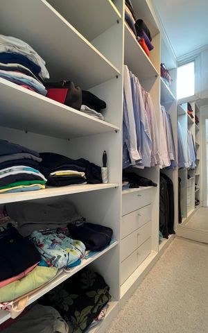 Apartamento à venda com 145m², 3 quartos e 2 vagas Apartamento à venda com 145m², 3 quartos e 2 vagasCloset da suíte
