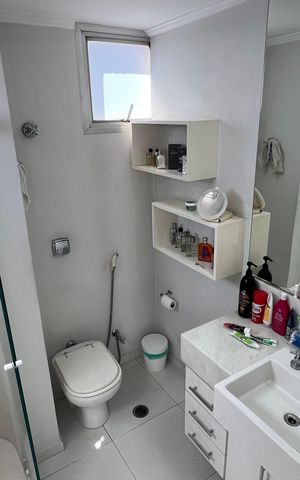 Apartamento à venda com 145m², 3 quartos e 2 vagas Apartamento à venda com 145m², 3 quartos e 2 vagasBanheiro da Suíte