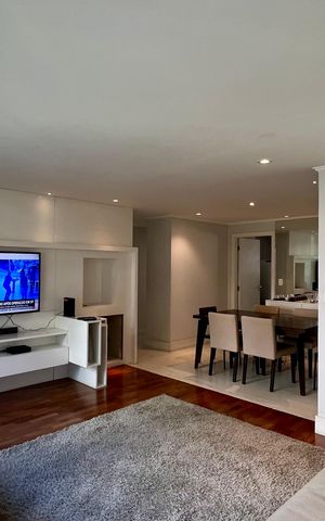 Apartamento à venda com 145m², 3 quartos e 2 vagas Apartamento à venda com 145m², 3 quartos e 2 vagasSala de TV