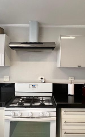 Apartamento à venda com 145m², 3 quartos e 2 vagas Apartamento à venda com 145m², 3 quartos e 2 vagasCozinha