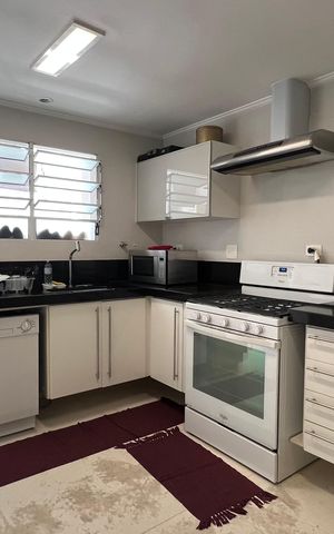 Apartamento à venda com 145m², 3 quartos e 2 vagas Apartamento à venda com 145m², 3 quartos e 2 vagasCozinha