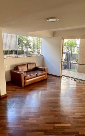 Apartamento à venda com 145m², 3 quartos e 2 vagas Apartamento à venda com 145m², 3 quartos e 2 vagasHall de entrada