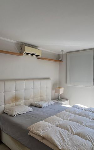 Apartamento à venda com 145m², 3 quartos e 2 vagas Apartamento à venda com 145m², 3 quartos e 2 vagasSuite