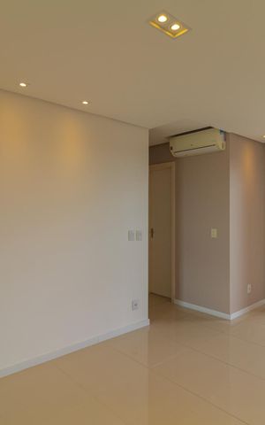 Apartamento à venda com 56m², 2 quartos e 1 vaga Apartamento à venda com 56m², 2 quartos e 1 vagaSala/Cozinha