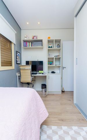 Apartamento à venda com 210m², 3 quartos e 3 vagas Apartamento à venda com 210m², 3 quartos e 3 vagasQuarto 1