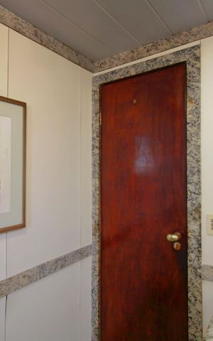 Apartamento à venda com 100m², 3 quartos e 2 vagasBanheiro