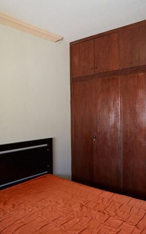 Casa à venda com 175m², 3 quartos e 3 vagas Casa à venda com 175m², 3 quartos e 3 vagasQuarto 2