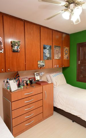 Casa à venda com 220m², 3 quartos e 2 vagasQuarto 3