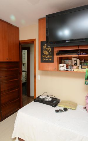 Casa à venda com 220m², 3 quartos e 2 vagasQuarto 3