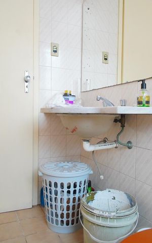 Casa à venda com 254m², 3 quartos e 10 vagasBanheiro Corredor