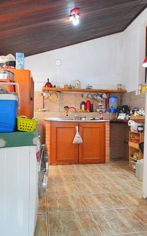 Casa à venda com 254m², 3 quartos e 10 vagasCozinha