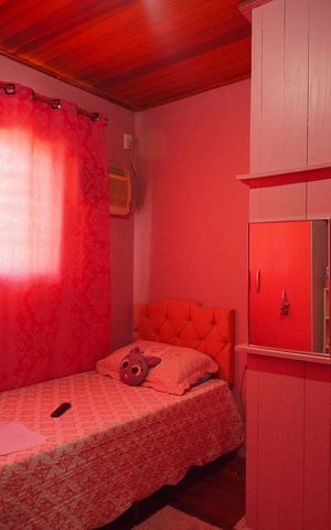 Casa à venda com 150m², 3 quartos e 2 vagas Casa à venda com 150m², 3 quartos e 2 vagasQuarto 2