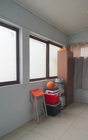 Casa à venda com 150m², 3 quartos e 2 vagas Casa à venda com 150m², 3 quartos e 2 vagasÁrea de Serviço