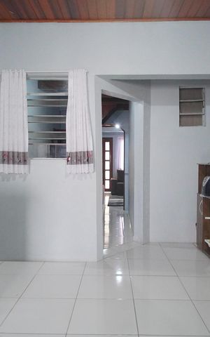 Casa à venda com 150m², 3 quartos e 2 vagas Casa à venda com 150m², 3 quartos e 2 vagasCozinha