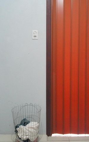 Casa à venda com 150m², 3 quartos e 2 vagas Casa à venda com 150m², 3 quartos e 2 vagasBanheiro 2