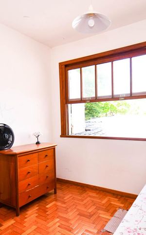 Casa à venda com 314m², 7 quartos e 4 vagas Casa à venda com 314m², 7 quartos e 4 vagasQuarto4/ suite