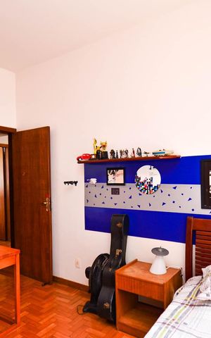 Casa à venda com 314m², 7 quartos e 4 vagas Casa à venda com 314m², 7 quartos e 4 vagasQuarto4/ suite