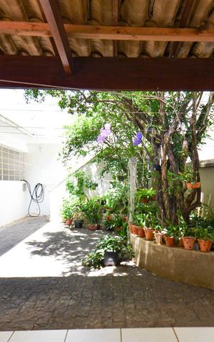 Casa à venda com 314m², 7 quartos e 4 vagas Casa à venda com 314m², 7 quartos e 4 vagasEspaço gourmet