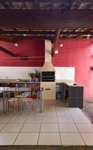 Casa à venda com 314m², 7 quartos e 4 vagas Casa à venda com 314m², 7 quartos e 4 vagasEspaço gourmet