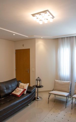 Casa à venda com 237m², 4 quartos e 5 vagasSala de TV