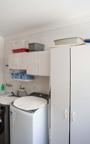 Casa à venda com 237m², 4 quartos e 5 vagasÁrea de Serviço
