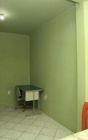 Apartamento à venda com 77m², 2 quartos e sem vagaSala/Quarto