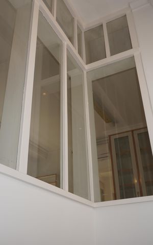 Casa à venda com 203m², 3 quartos e 2 vagasEscada