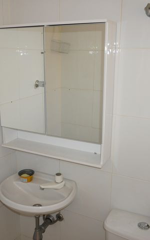 Casa à venda com 203m², 3 quartos e 2 vagasBanheiro de serviço
