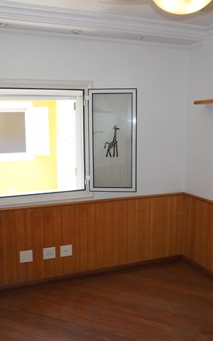 Casa à venda com 203m², 3 quartos e 2 vagasQuarto 1