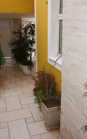 Casa à venda com 203m², 3 quartos e 2 vagasCorredor externo
