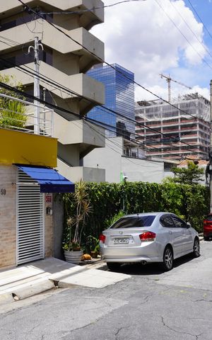 Casa à venda com 203m², 3 quartos e 2 vagasFachada