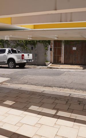 Casa à venda com 203m², 3 quartos e 2 vagasEntrada e estacionamento