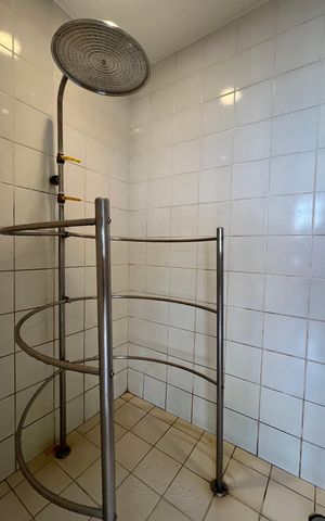 Studio para alugar com 34m², 1 quarto e 1 vaga Studio para alugar com 34m², 1 quarto e 1 vagaDucha