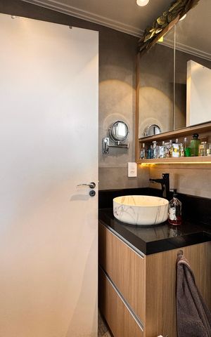 Apartamento à venda com 65m², 2 quartos e 2 vagas Apartamento à venda com 65m², 2 quartos e 2 vagasBanheiro da Suíte