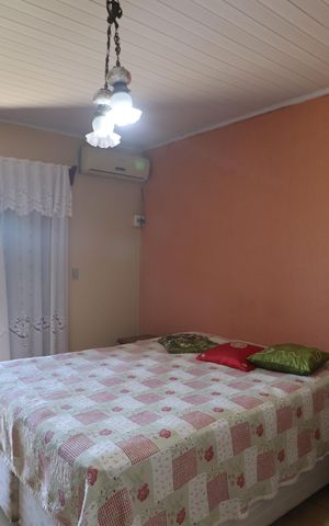 Casa à venda com 340m², 4 quartos e 4 vagasSuite 1 Casa 1